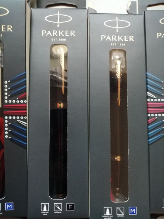 Pixuri Parker noi sigilate.