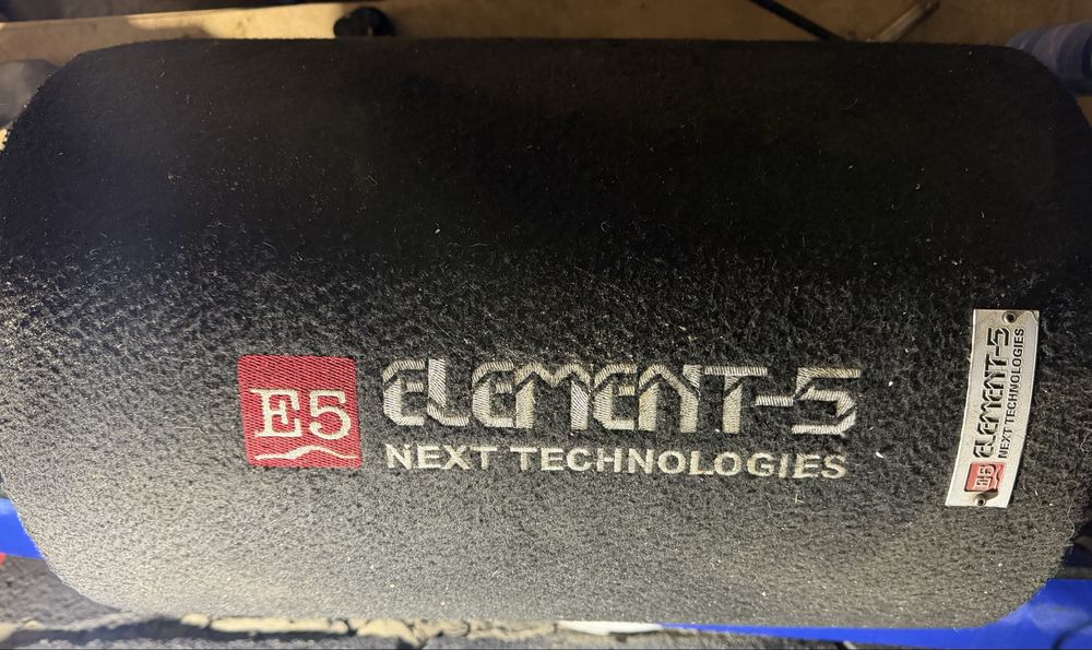 Продам сабвуфер Element-5