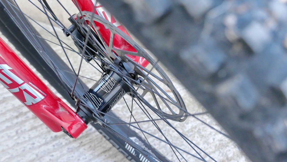 Commencal Supreme DH 29 Team – състезателен Downhill