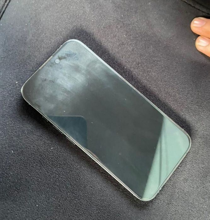 Продам Iphone 16 pro