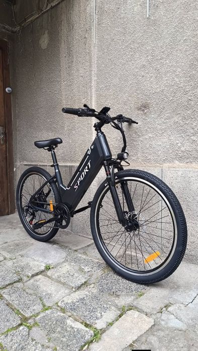 Чисто нов електрически велосипед