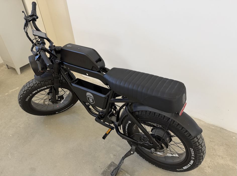 Bicicletă Electrică Ape Ryder Bonobo – Fat Bike, stil motocicleta, Frâne Hidraulice, Ca nouă!