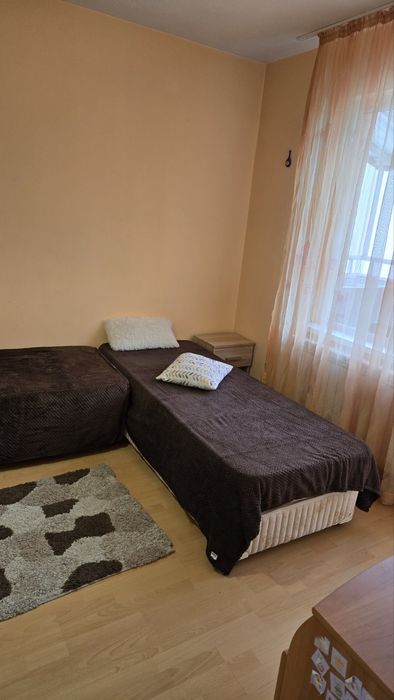 Дава се под наем Тристаен апартамент в София, Красно село - 130 кв.м за 950 € - Снимка #4