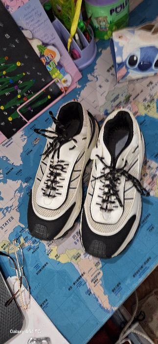 Продам кросовки летние мужские 43 размер