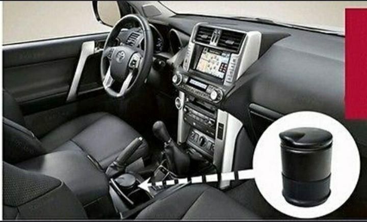 Пепелник №3086 подвижен за кола с LED лампа