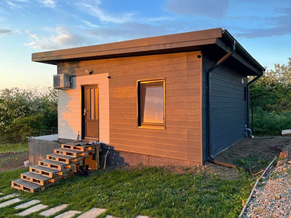 Casa, garaje auto si containere modulare din panou sandwich de vanzare