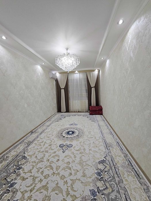 Buxoroda kvaritira uy xonadon sotiladi 3 xonali 84m² 3-qavat.