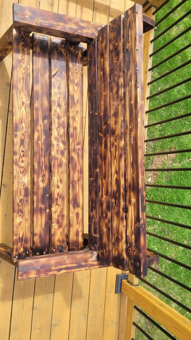 Banca din lemn de pin