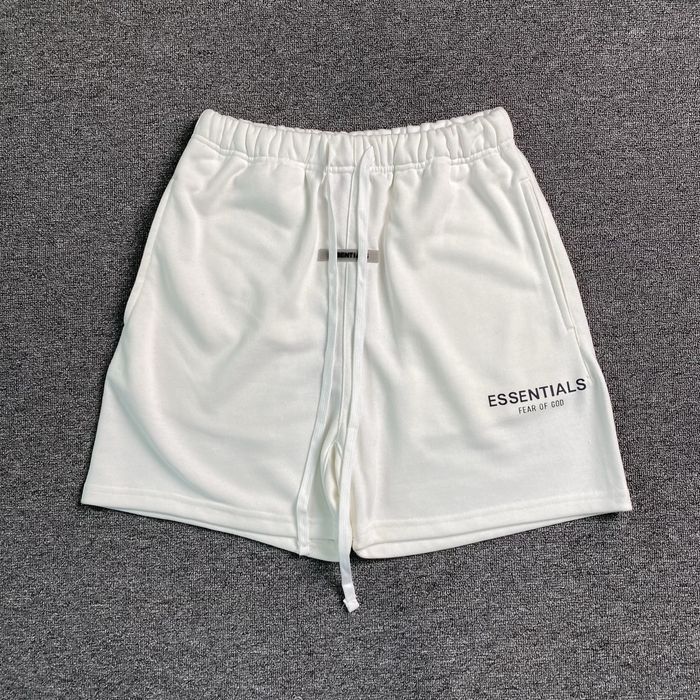 Pantaloni scurți / shorts Essentials Fear of God marimi stoc S/M/L/XL