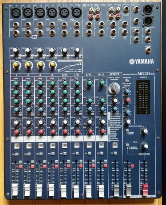 Vand mixer Yamaha MG124cx