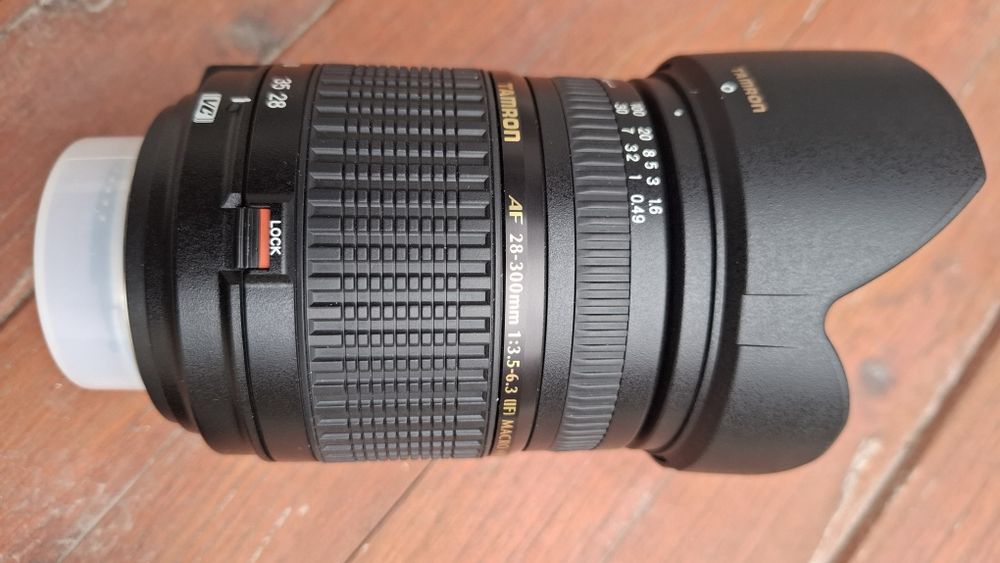 Obiectiv Tamron AF 28-300, f 3.5-6.3 Macro pentru Nikon