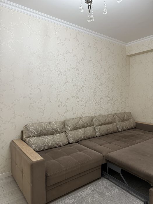 Диван б/у за 100тыс