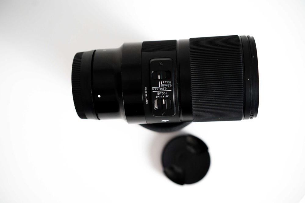 Sigma 70mm f2.8 MACRO pentru Sony FE