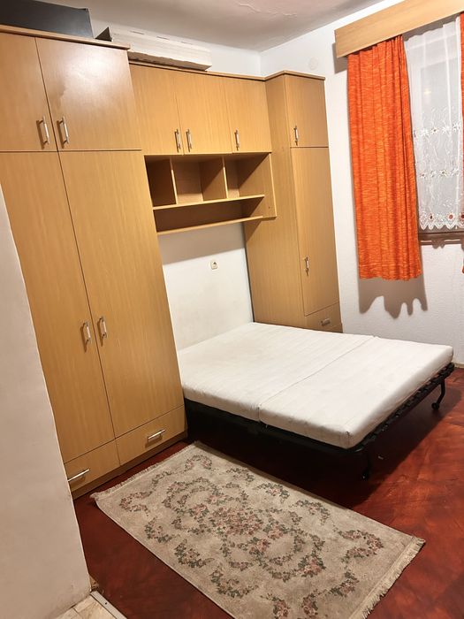 Garsoniera in 7 Noiembrie, la 200 m de UMF sau spital