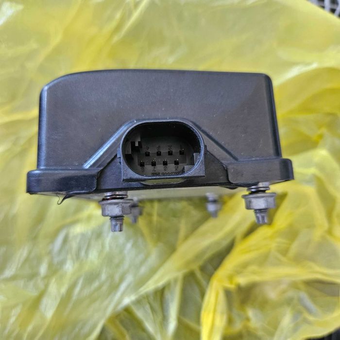 Дистроник/радар сензор.