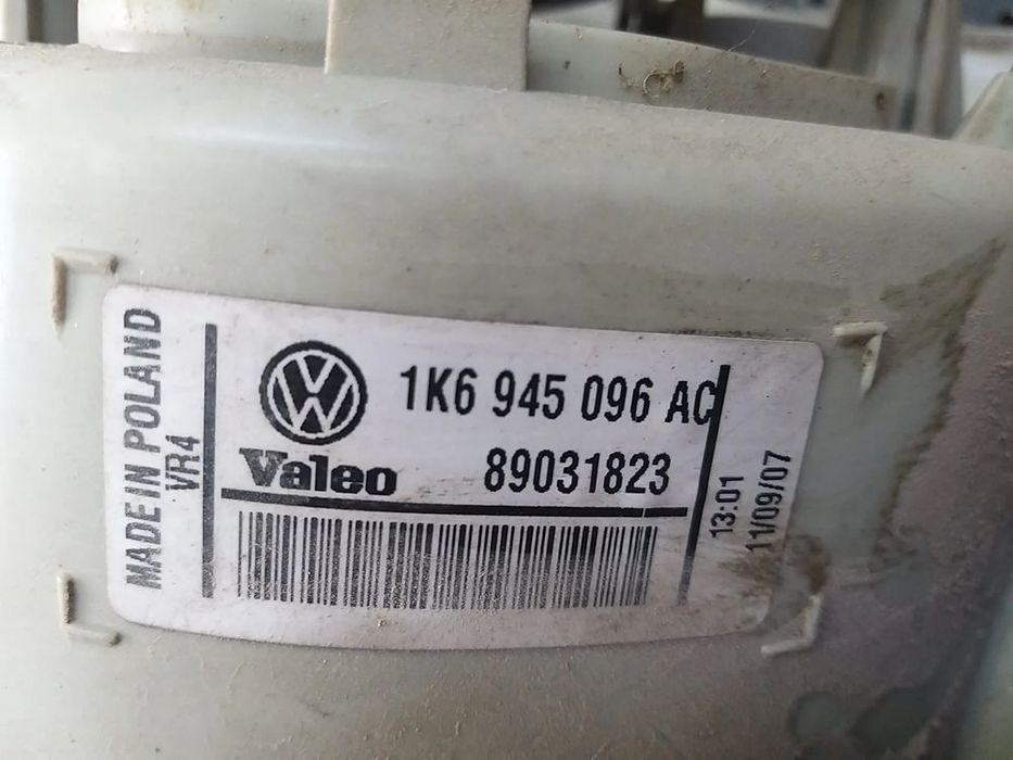 Stop tripla lampa dreapta aripa vw golf 5 1k 1k6945096ac