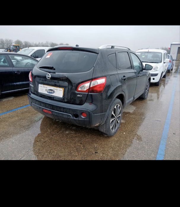 Nissan qashqai..