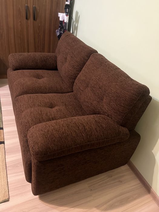 Canapea pentru doua persoane