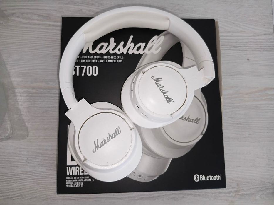 СРОЧНО ПРОДАЮ! Беспроводные наушники Marshall White в отличном состоян