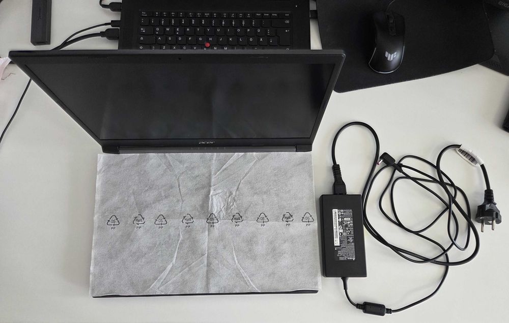 Acer Aspire 7 A715