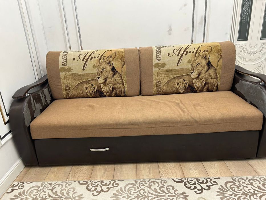 Диван для гостиной