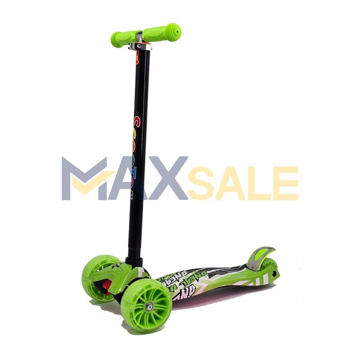 Триколка детска тротинетка с 3 светещи колела зелено многоцветно