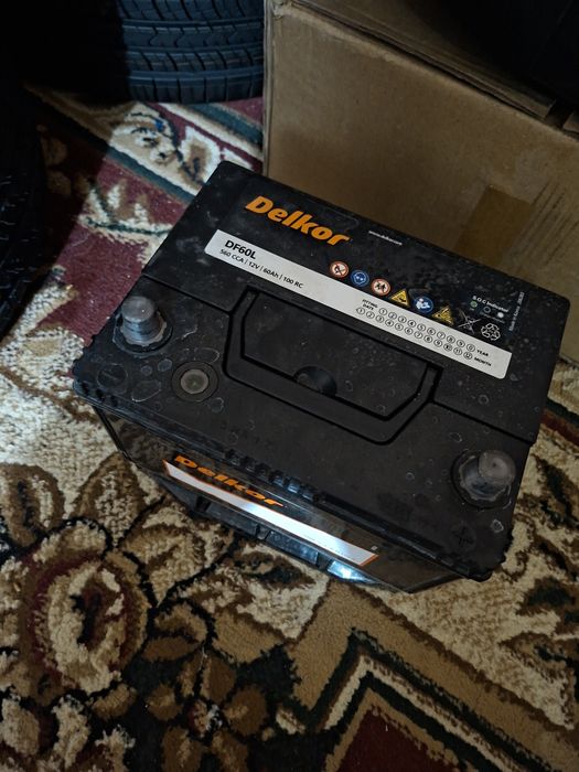 Akumlator delkor sotiladi 60 ta