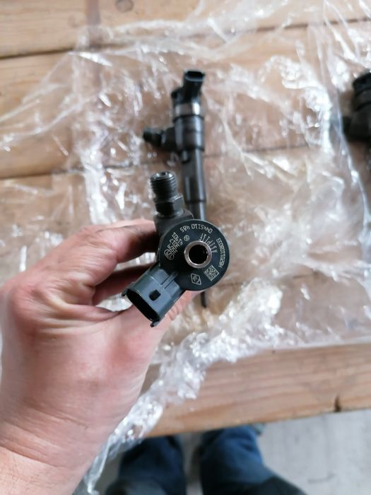 Injectoare bosh gama Logan dokker lodgy nissan Renault duster