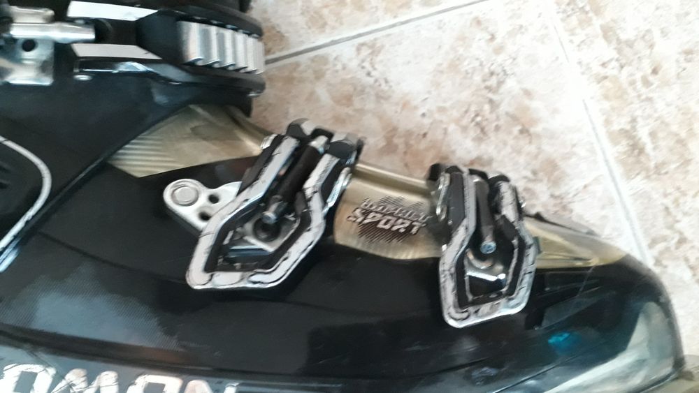 Продавам ски обувки Salomon