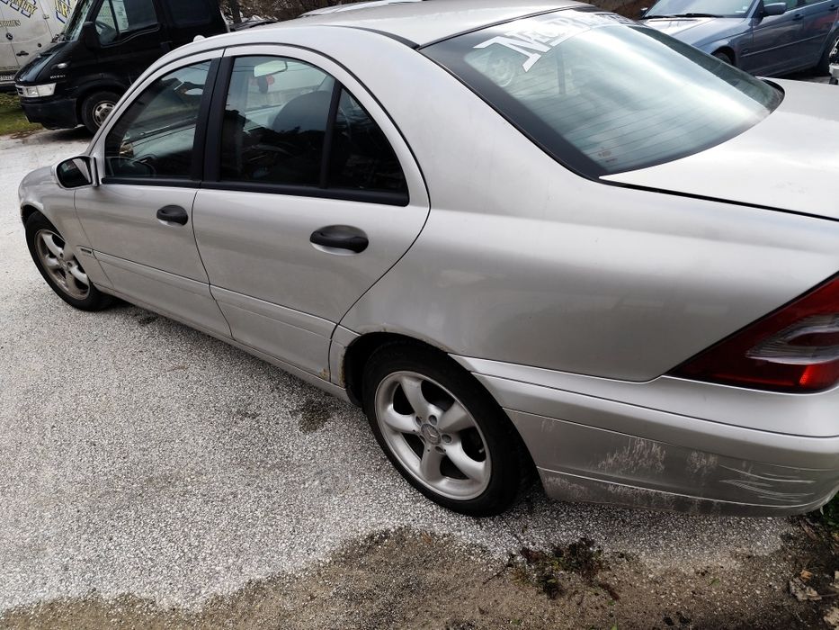 Mercedes W203 C180 На части