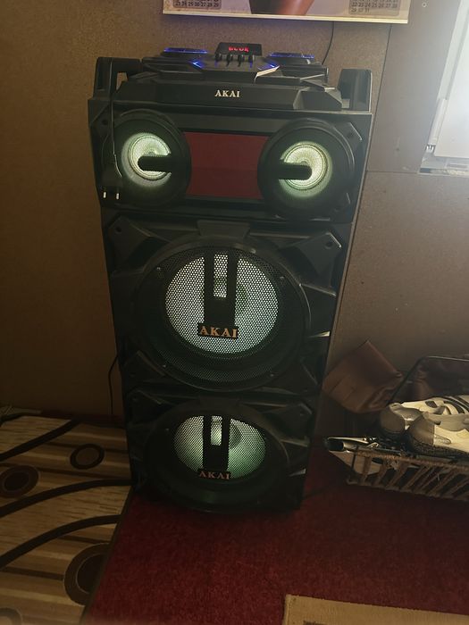 Караоке тонколона Akai