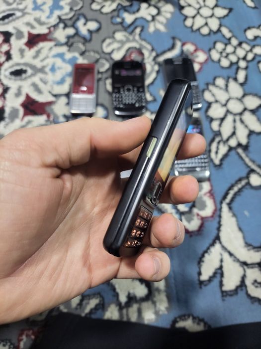 Nokia 6300 black sotladi