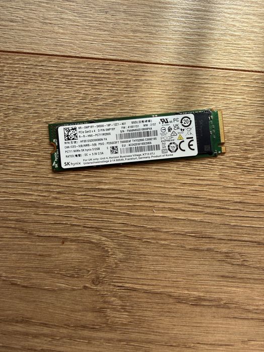SSD M.2 NVMe SK hynix PC711 512GB – PCIe 3.0 x4 – Stare Excelentă (Sănătate 100%)