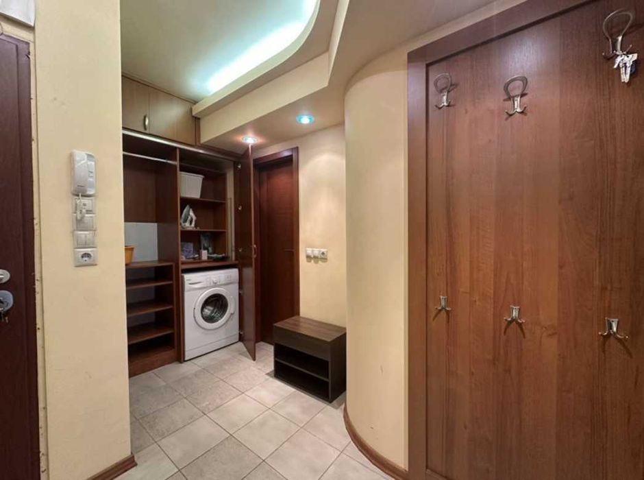 Двустаен апартамент под наем в жк. Лозенец