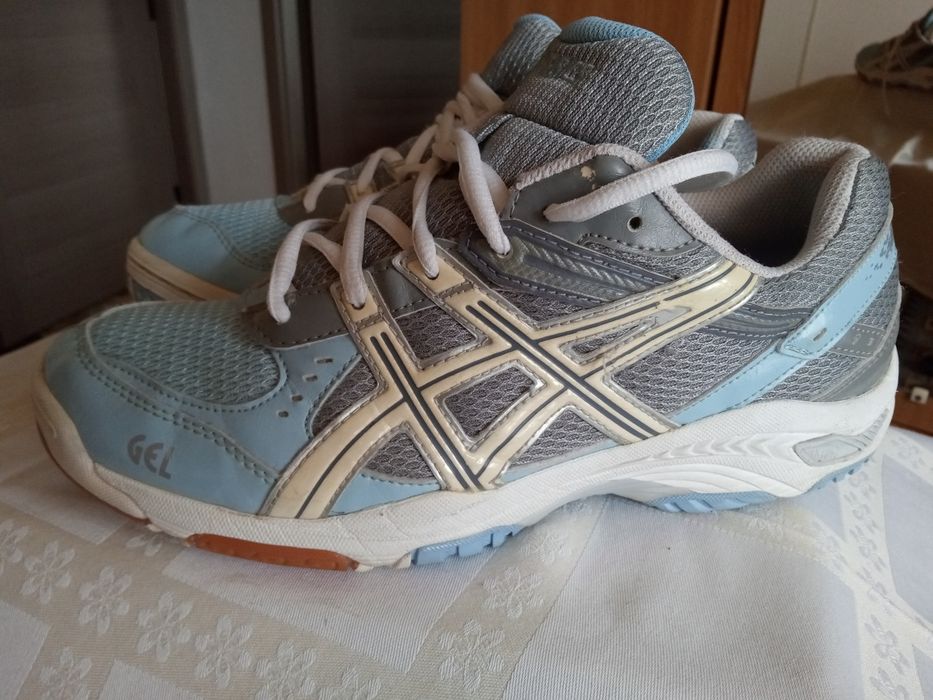 Asics Gel Task mărimea 40,5 stare foarte bună