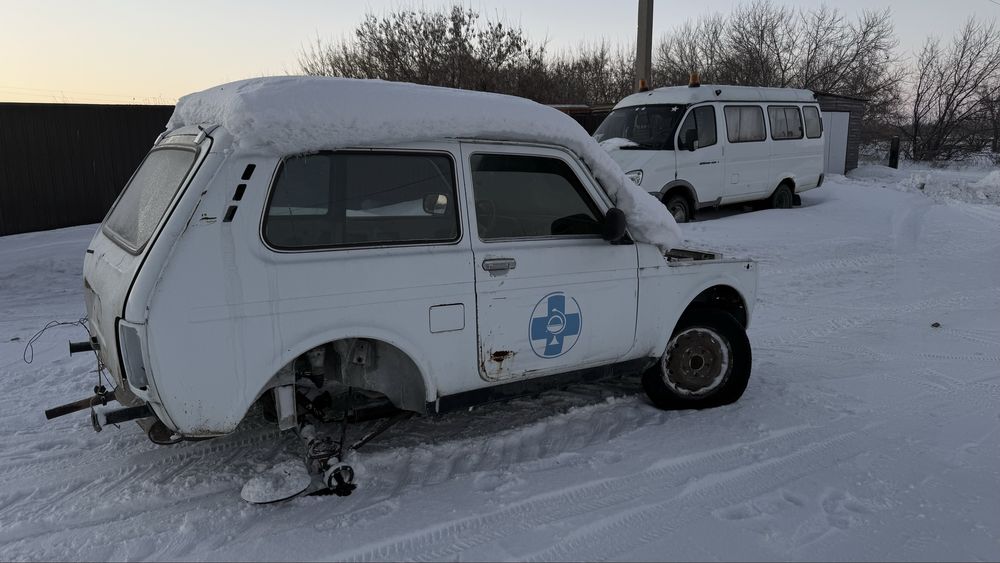 Продам ниву 13г с оформлением