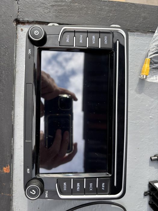 Продавам навигация за Фолксваген.