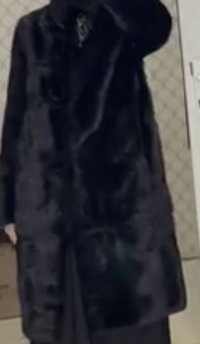 Шуба 150000 мын