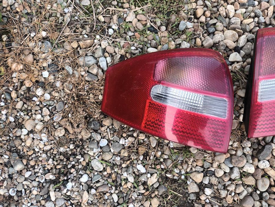 ляв и десен стоп за ауди а6 ц5 AUDI A6 C5