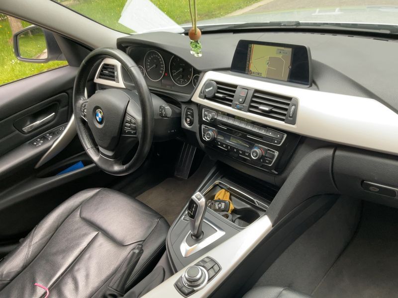 BMW 3er 318d Advantage 2017