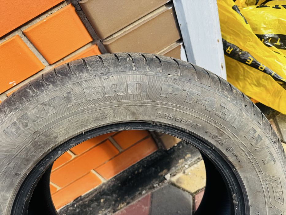 Продам Шины 225/65 R17