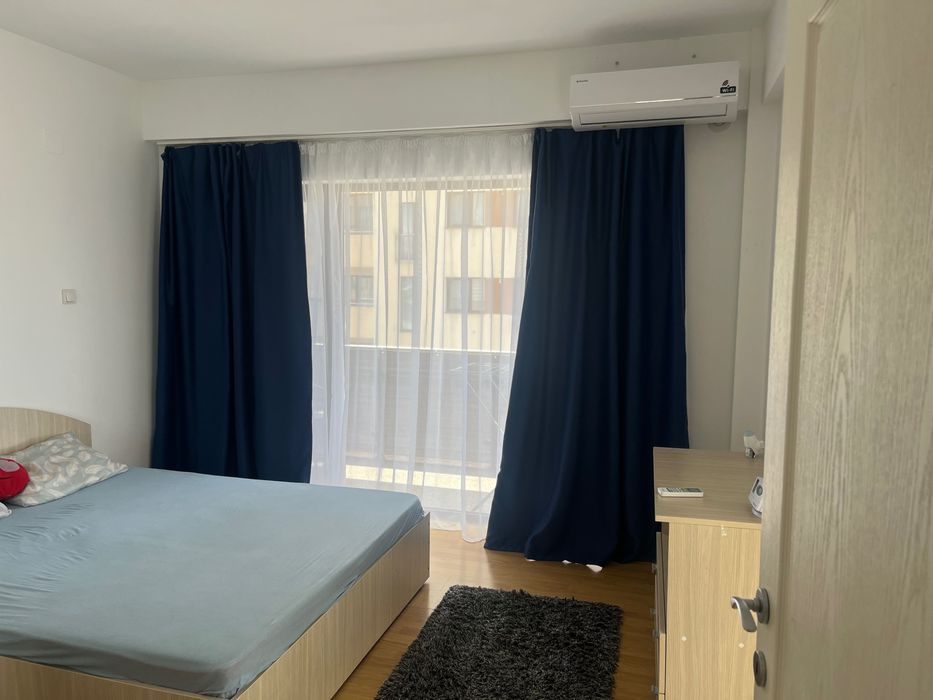 Închiriez apartament în Class Park