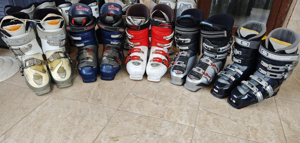Ски обувки за номер 36 и 45!!!