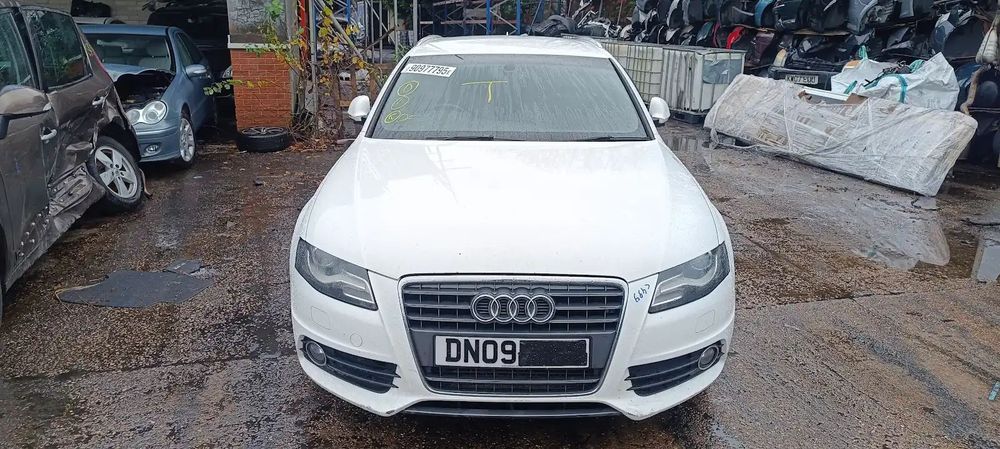 Dezmembrari / Dezmembrez Audi A4 (8K5, B8) Avant 2.0 TDI CAGA cutie viteze manuala cod culoare LY9C
