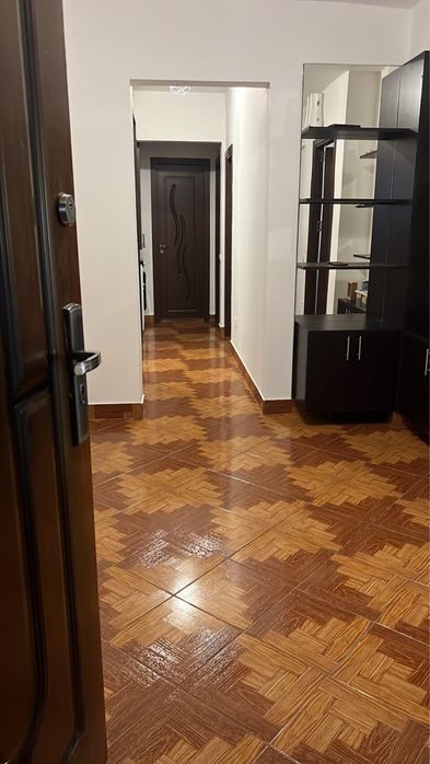 Vand apartament 3 camere la PARTER – Mobilat, Utilat, Mutare Imediată! (Băbeni)81m