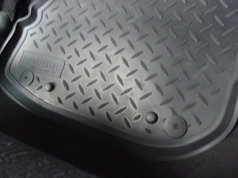 Коврики резиновые в салон AUDI A4
