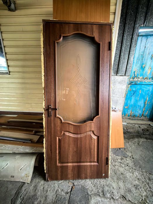 Продам двери срочно