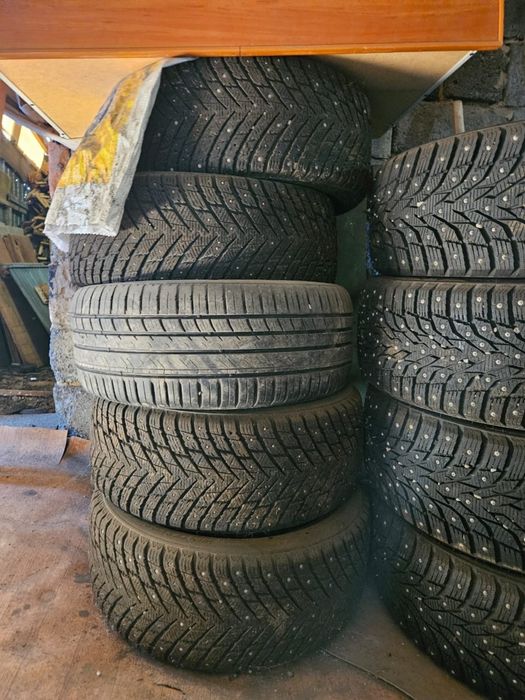 Продаю зимние шины