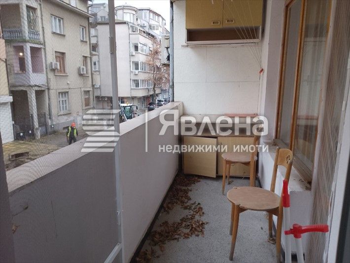 Дава се под наем Двустаен апартамент в Бургас, Възраждане - 55 кв.м за 280 € - Снимка #3