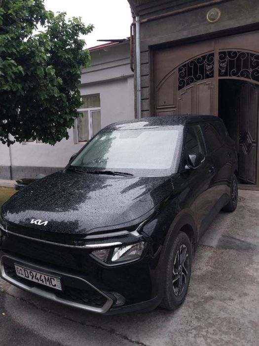 Kia Carens Full pazitsiga